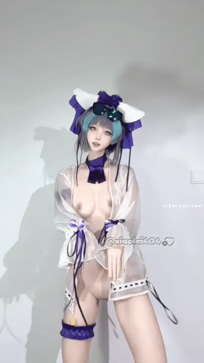 福利姬 新晋顶级COS 希尔薇 10月最新COS柴郡反差裸舞沐浴【10v27p+202M】