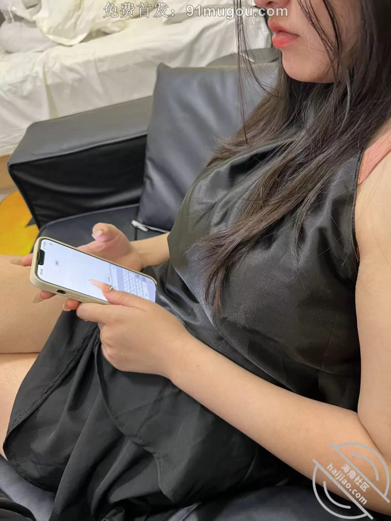 自拍 极品约炮❤️黑色小礼服太性感了三次射精【1v+330m】