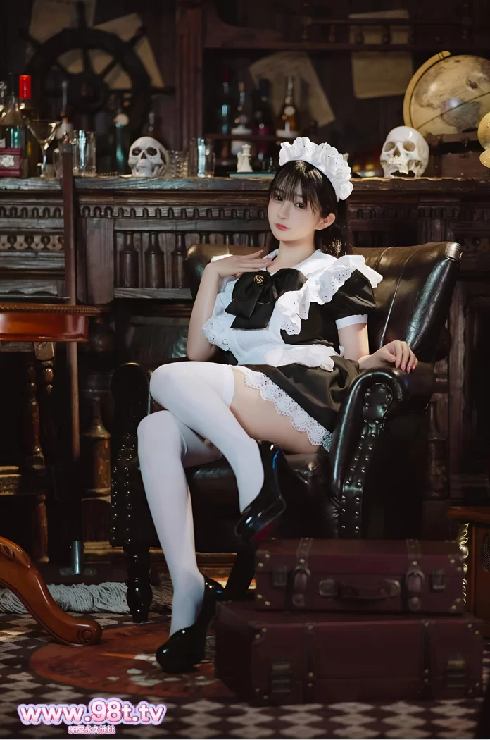 福利姬 超美极限擦边女菩萨-桜井宁宁-新符文女仆+过膝白丝【120P+844m】