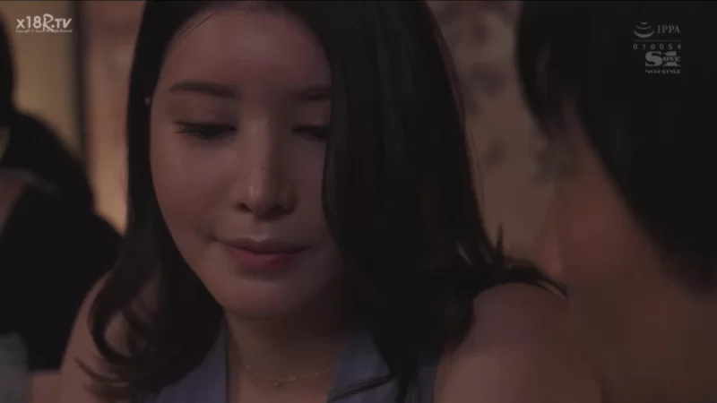 日韩AV 前女友身材超棒做爱超搭，让我念念不忘，给她下药做个【1V+2810M】