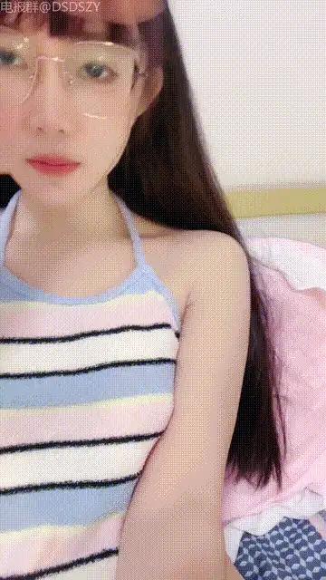 女大学生 眼镜小妹甜饱兔子坚挺小馒头 粉红小穴 跳蛋自慰 十分诱【2+6570MB】