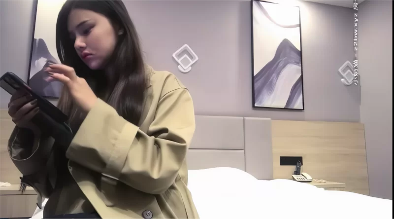 91大神 小宝寻花_第二场约了个颜值不错甜美斑点裙妹子，口交舔弄抱着大力猛操呻吟娇喘诱人【1v+5.60g】